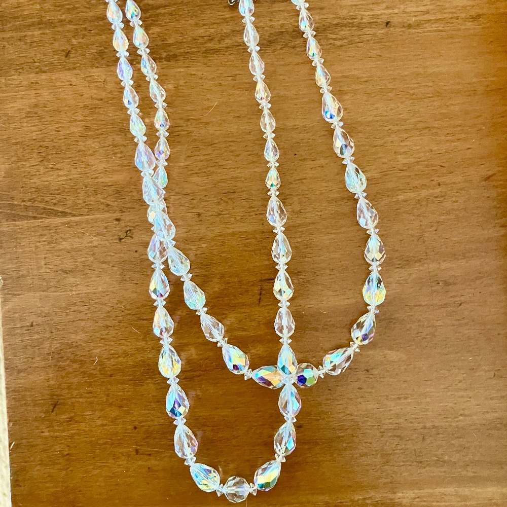 Vintage double strand iridescent beaded necklace